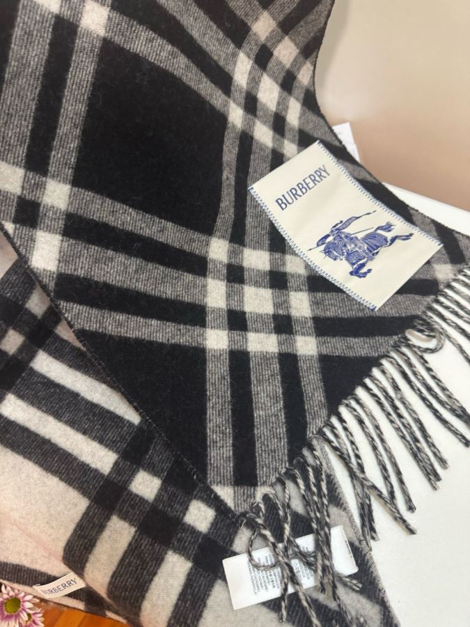 burberry scarf Burberry New Bur Burberry New Burberry hold 30x168cm 8cmx2 100% — 1:1 Replica For Sale — photo 6