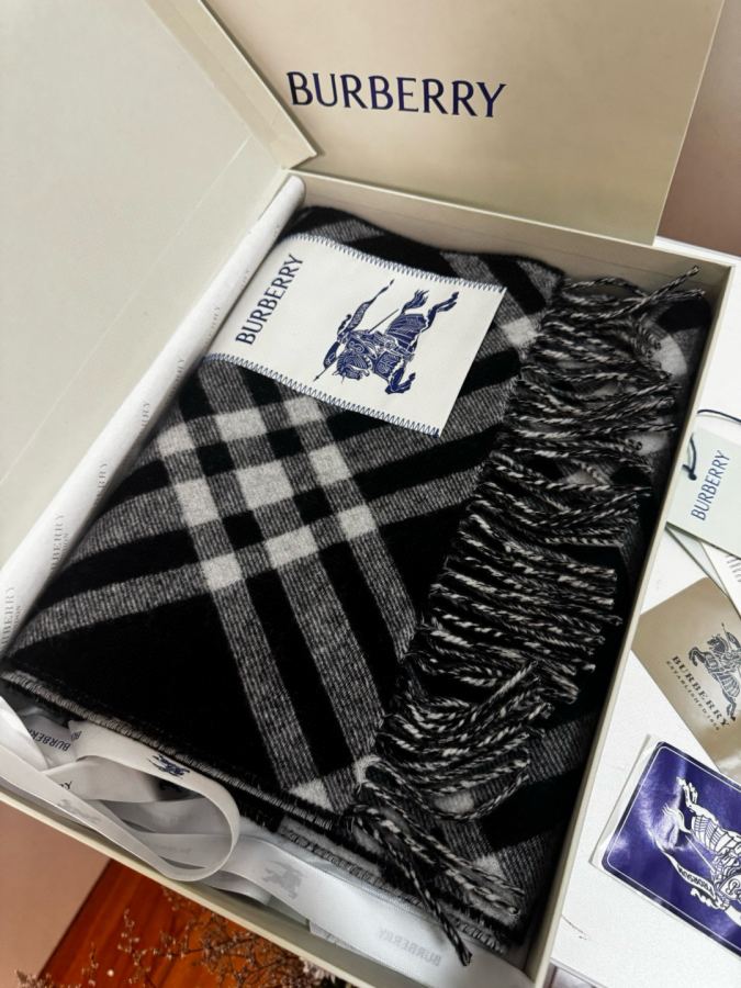 burberry scarf Burberry New Bur Burberry New Burberry hold 30x168cm 8cmx2 100% — 1:1 Replica For Sale — photo 3