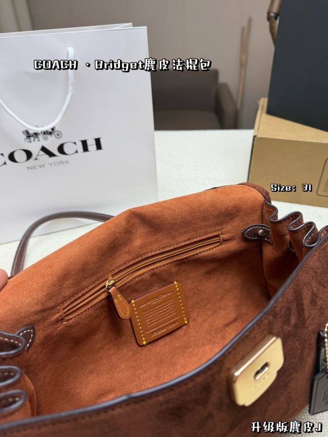 COACH bag, kommer med flyveske og tilbehør oppgradert semsket skinn — photo 8