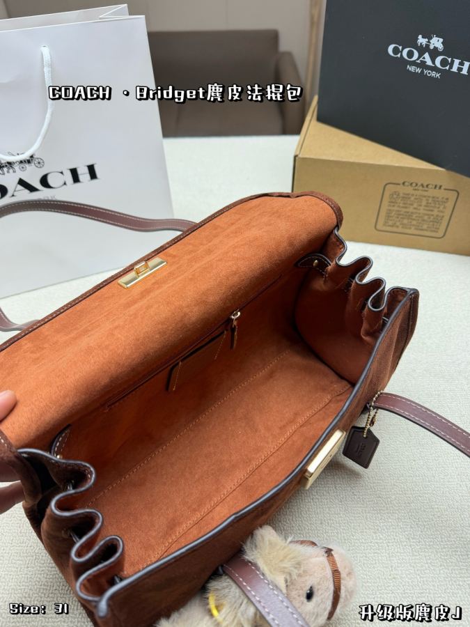 COACH bag, kommer med flyveske og tilbehør oppgradert semsket skinn — photo 9