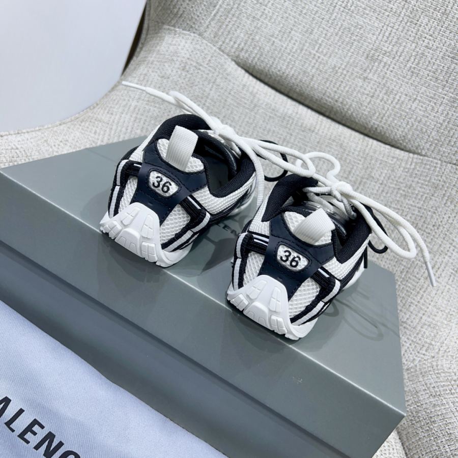 Balenciaga Women's Shoes Factory: Couple "Exclusive top version" — AAA Quality Replica — photo 9