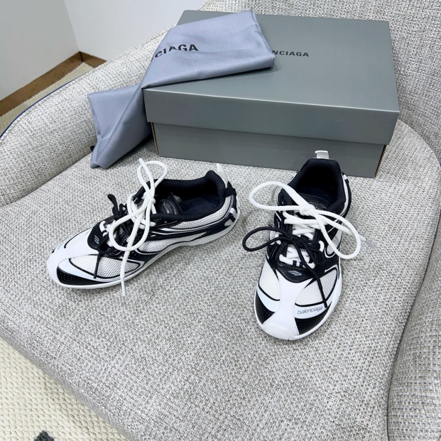 Balenciaga Women's Shoes Factory: Couple "Exclusive top version" — AAA Quality Replica — photo 2