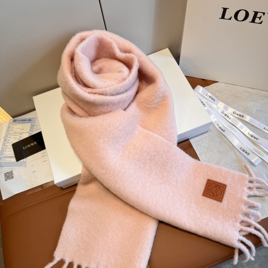 Loewe tørklæde — photo 5