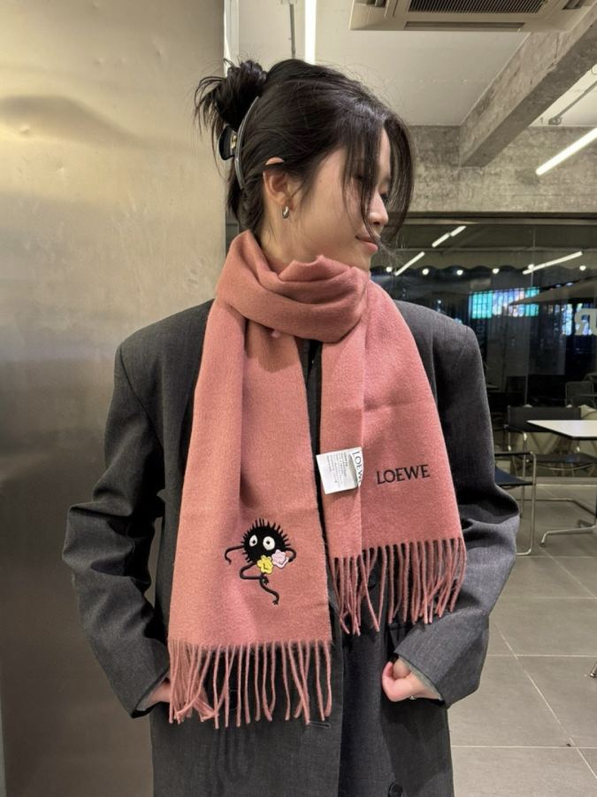 Loewe scarf Loewe New Arrival Series ▪Loewe logotyp