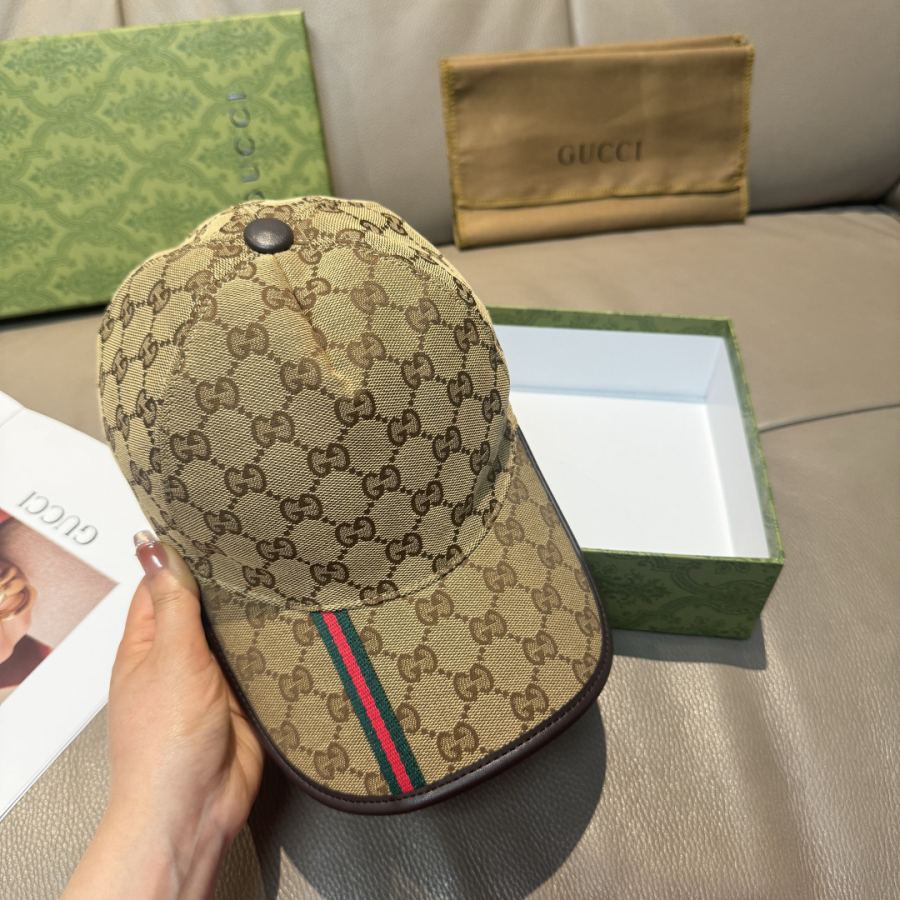 gucci hat Comes with a packaging bag, a Gucci classic original baseball cap, small vertical webbing, 1:1 mold customization, original canvas fabric + first layer of cowhide, genuine leather edging, handsome and fashionable, popular for purchasing, versatile style for men and women, great quality! The basic head circumference is 56cm, and the patch is adjustable — photo 3
