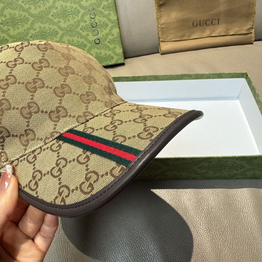 gucci hat Comes with a packaging bag, a Gucci classic original baseball cap, small vertical webbing, 1:1 mold customization, original canvas fabric + first layer of cowhide, genuine leather edging, handsome and fashionable, popular for purchasing, versatile style for men and women, great quality! The basic head circumference is 56cm, and the patch is adjustable — photo 6