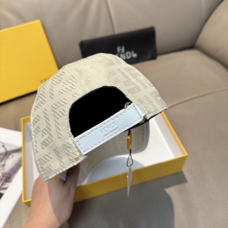 Cappello Fendi Nuovo F 1:1 +! 56 — photo 8