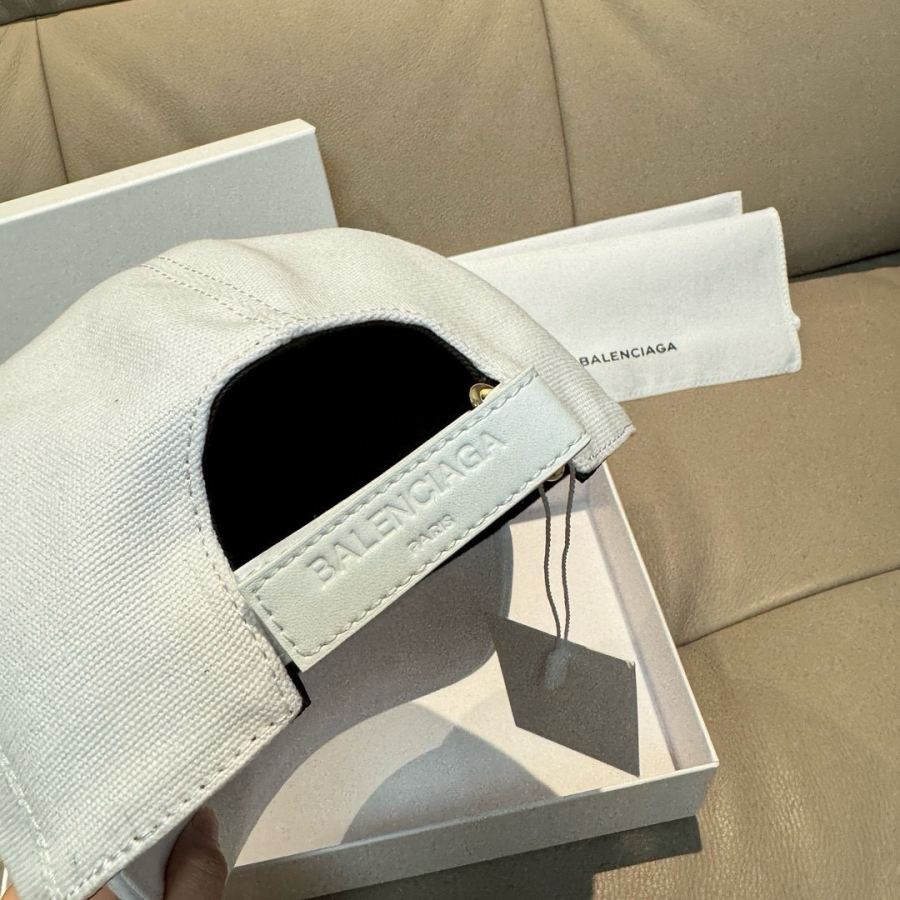 Sombrero Balenciaga 1:1 + — photo 7