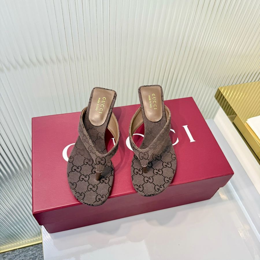Gucci damesko (skinnbunn +40)