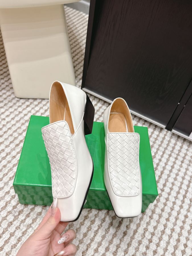 BV women's shoes Bottega Veneta 26s New ​​ — AAA Quality Replica — photo 4