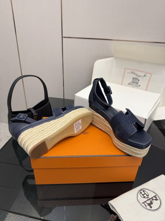 Hermes women's shoes (With complete set of airplane box) — 1:1 Replica For Sale — photo 6