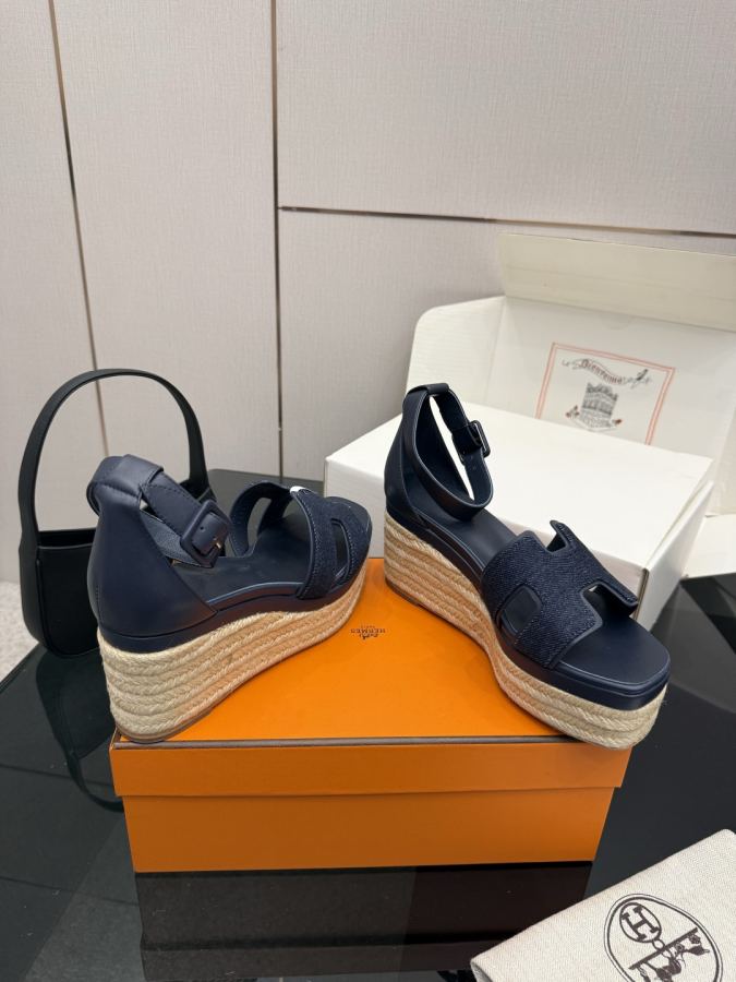 Hermes women's shoes (With complete set of airplane box) — 1:1 Replica For Sale — photo 5