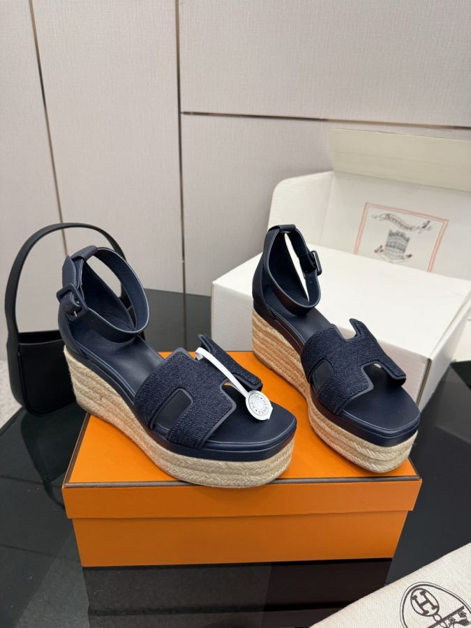 Hermes women's shoes (With complete set of airplane box) — 1:1 Replica For Sale — photo 3