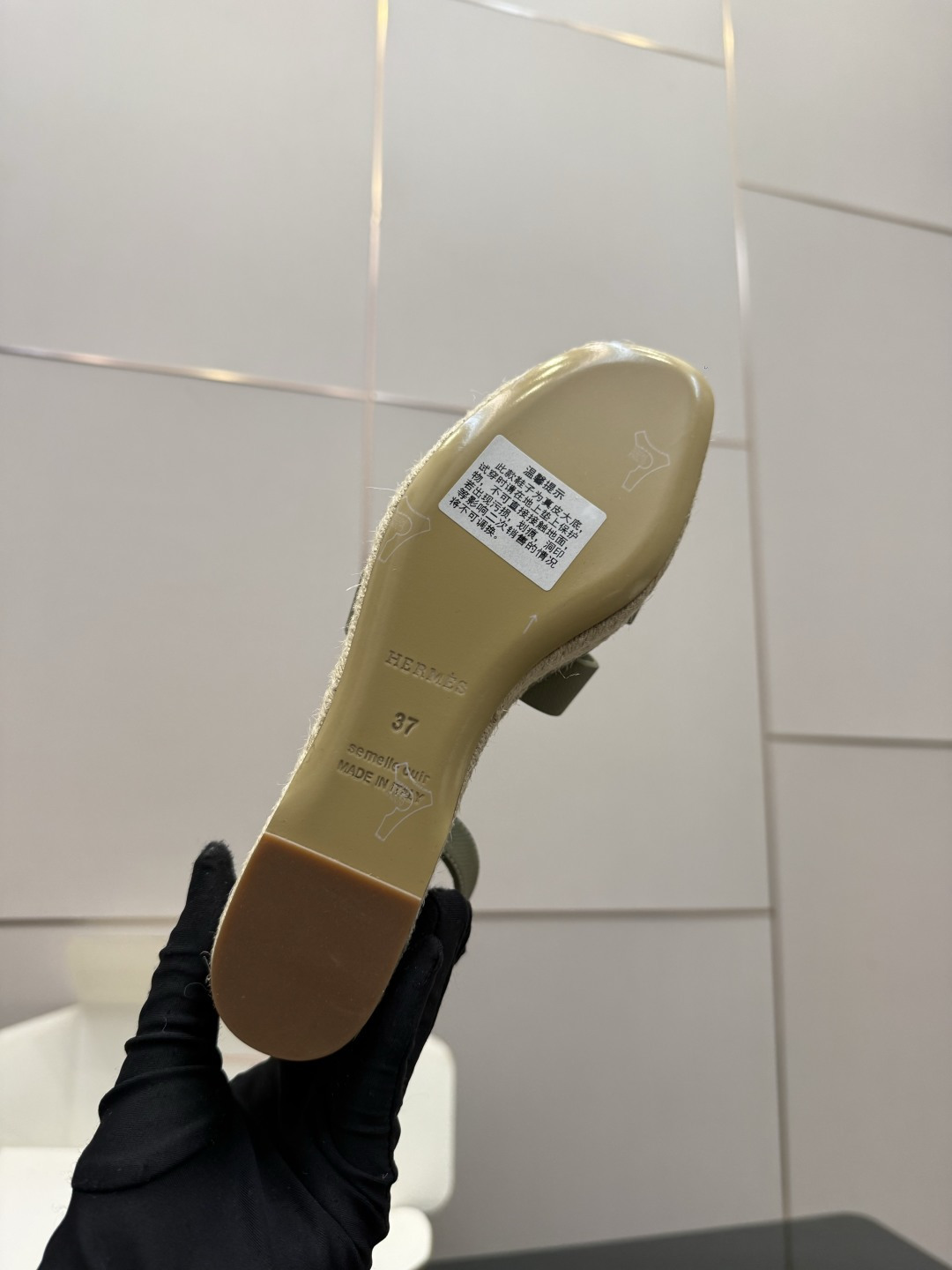 Hermes women's shoes (With complete set of airplane box) — Premium Replica — photo 10