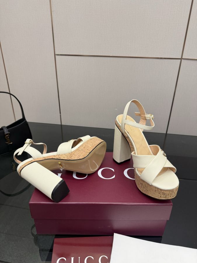 Gucci women's shoes GUCCI2026 summer latest water platform sandals — 1:1 Replica — photo 6