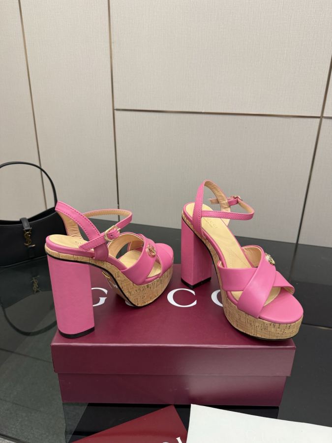 Gucci women's shoes GUCCI2026 — 1:1 Replica — photo 5