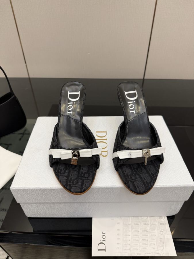 Dior women's shoes 2026/SS new Spring and summer new products in mid-century style. Half drag high — AAA Quality Replica