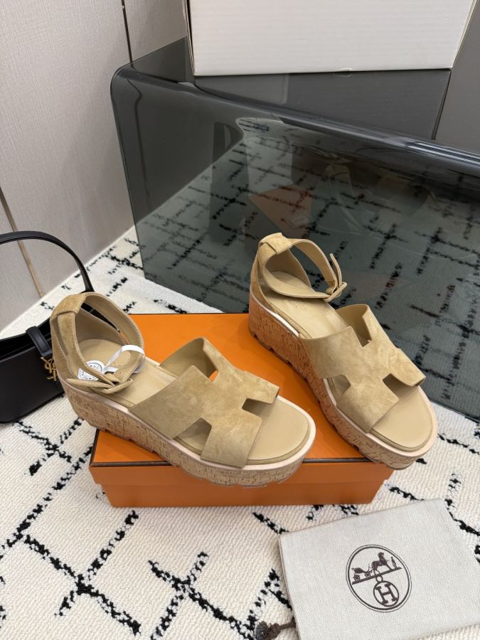 Hermes women's shoes Hermes 2026 Santorini H — AAA Quality Replica — photo 2