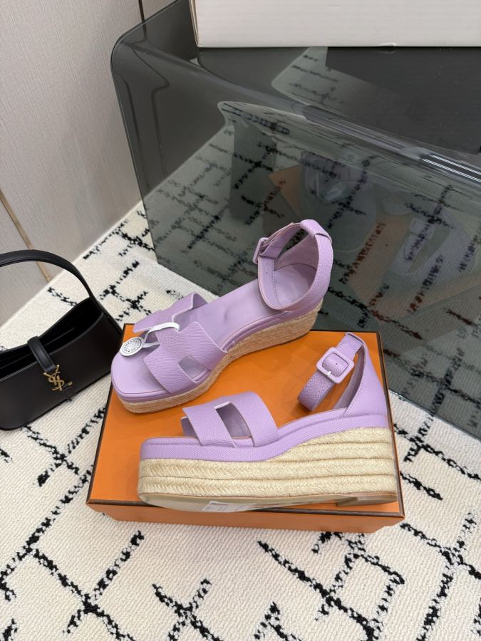 Hermes women's shoes Hermes 2026 Santorini H — AAA Quality Replica — photo 6