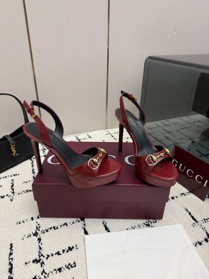 Gucci women's shoes Gucci New Collection Sandals — AAA Quality Replica — photo 2