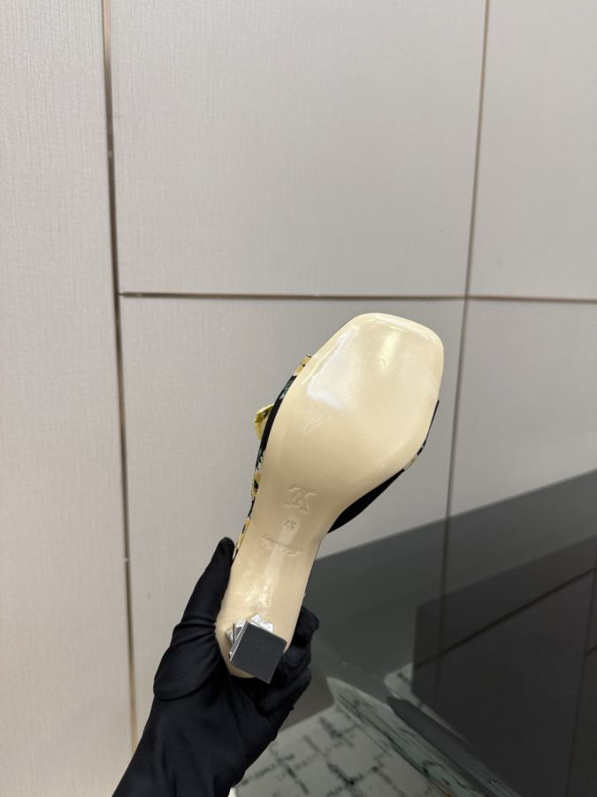 LV women's shoes 】 Louis Vuitton 2026 — Premium Replica — photo 9