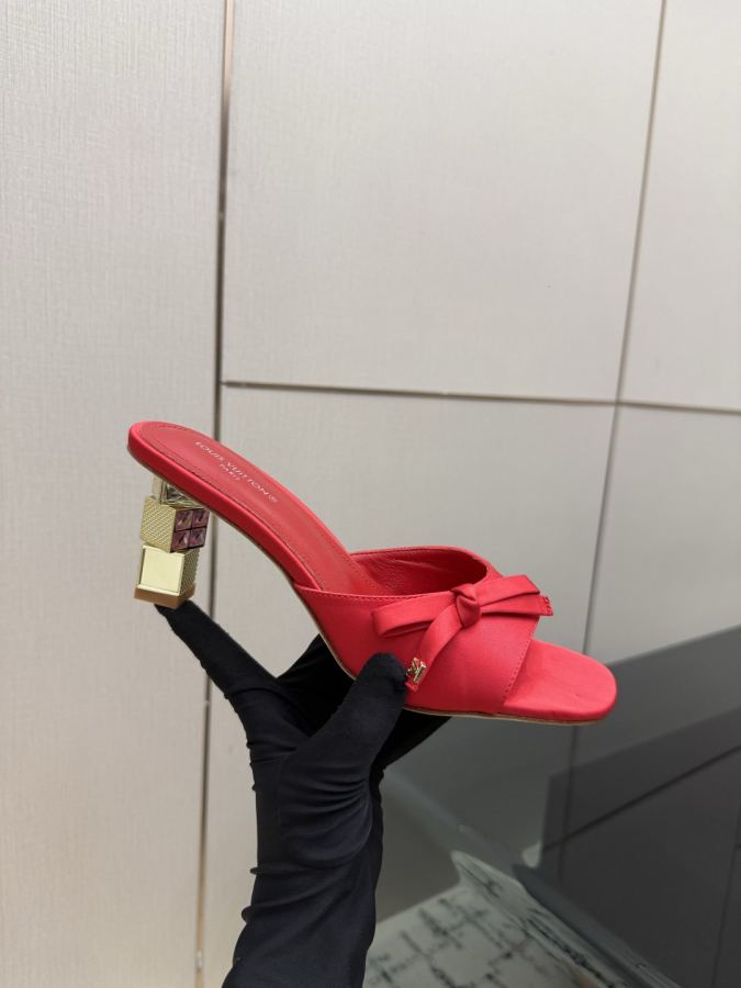 LV women's shoes 】 Louis Vuitton 2026 — 1:1 Replica — photo 7