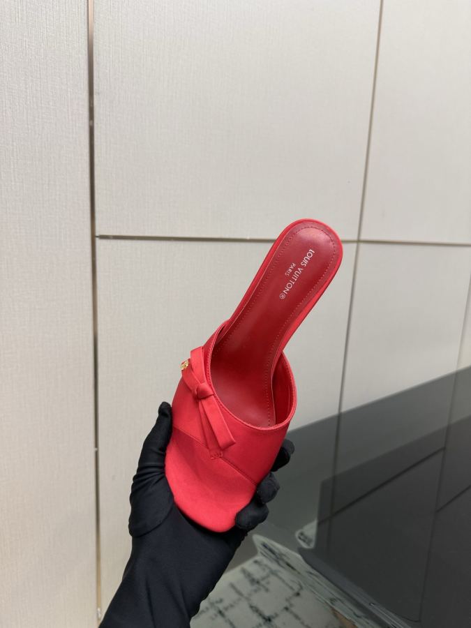 LV women's shoes 】 Louis Vuitton 2026 — 1:1 Replica — photo 8