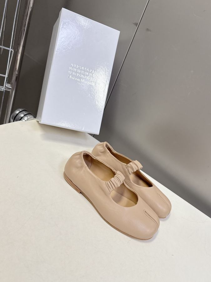 Maison margiela women's shoes Maison Margiela MM6 — 1:1 Replica — photo 2