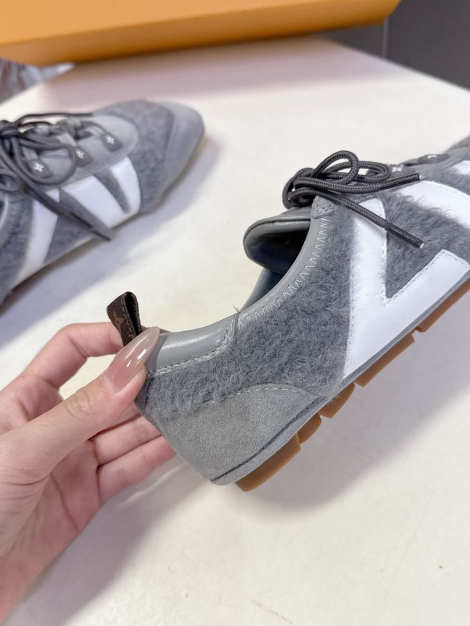 LV women's shoes Louis Vuitton Sneakerina replica Sneakerina LV Monogram Sacchetto TPU 1.5 CM: TPU Size: 35-42 41 42 — photo 7