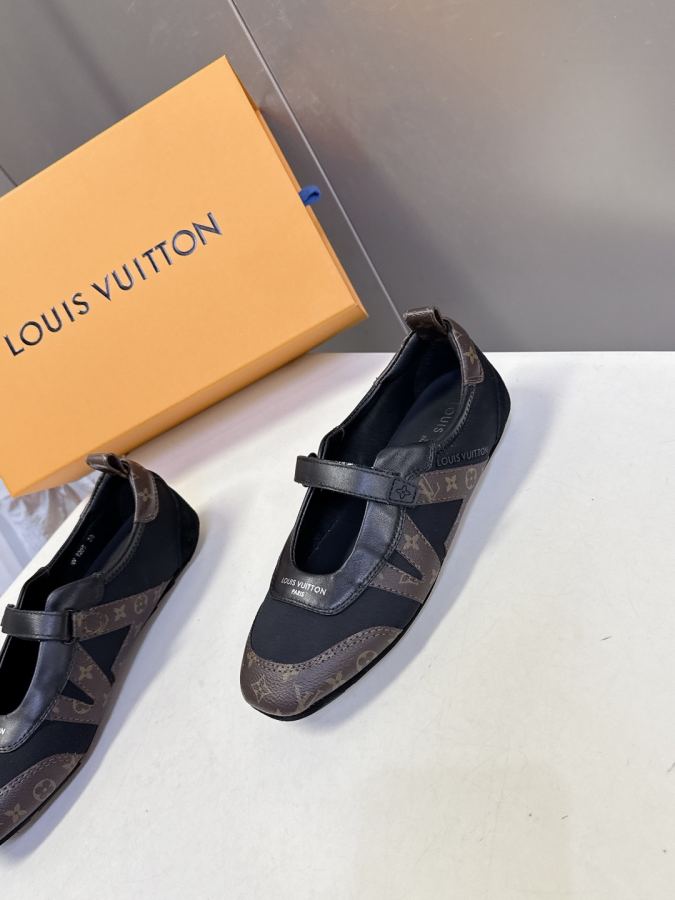 LV women's shoes Louis Vuitton Sneakerina replica Sneakerina LV Monogram Sacchetto TPU 1.5 CM: TPU Size: 35-42 41 42 — photo 3