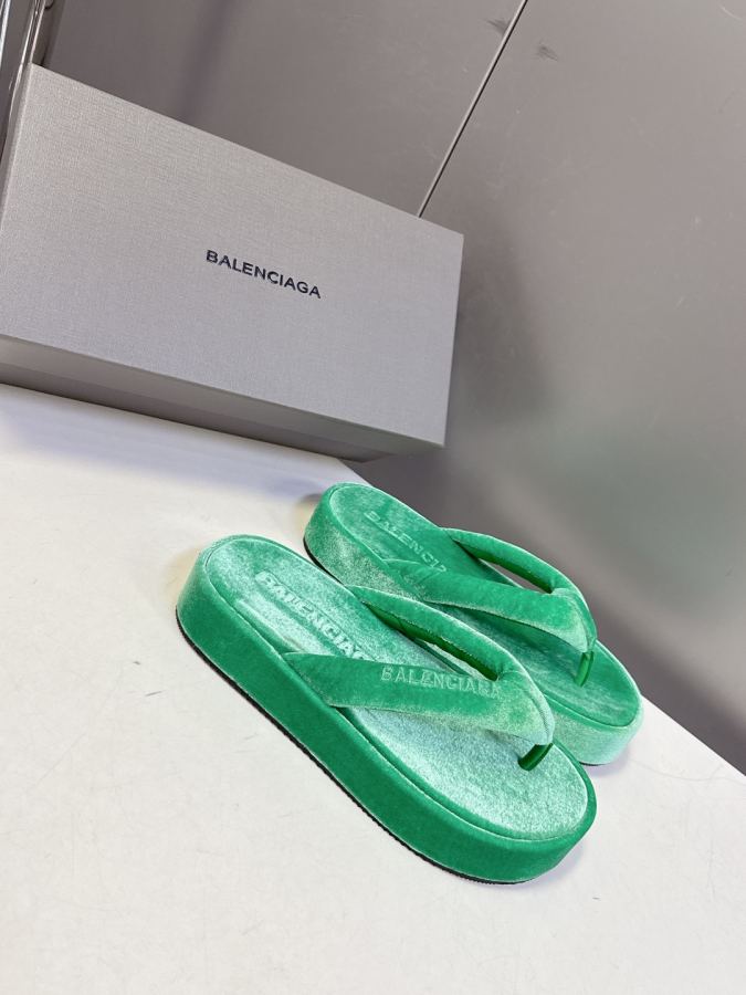 Balenciaga Women's Shoes Balenciaga New — Premium Replica — photo 2