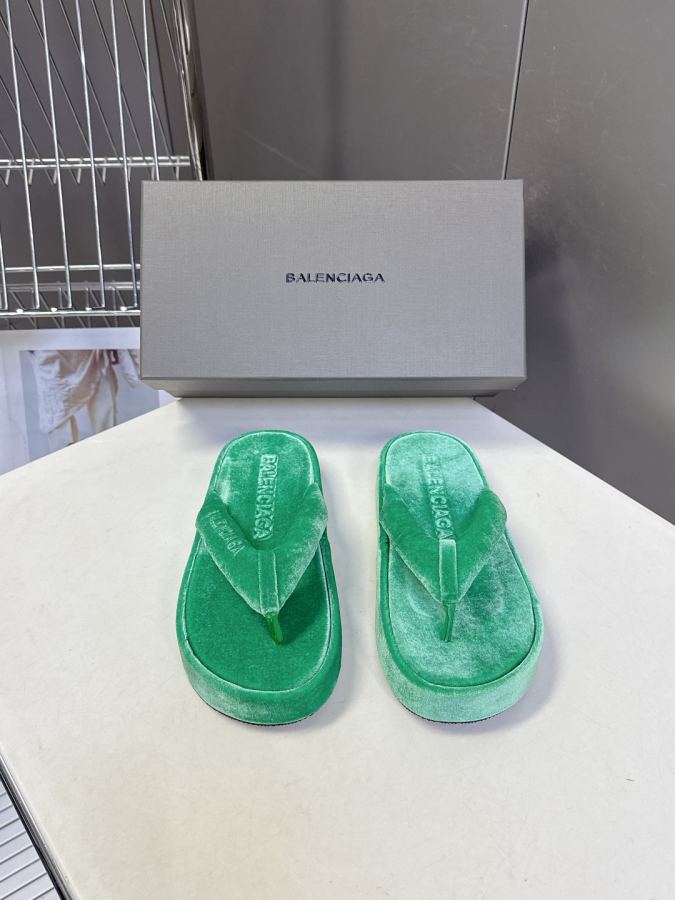 Balenciaga Women's Shoes Balenciaga New — Premium Replica