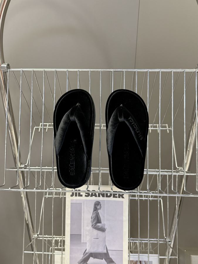 Balenciaga Women's Shoes Balenciaga — 1:1 Replica For Sale — photo 6