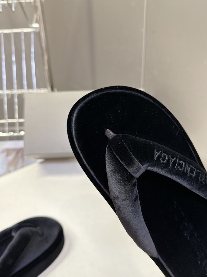 Balenciaga Women's Shoes Balenciaga — 1:1 Replica For Sale — photo 8