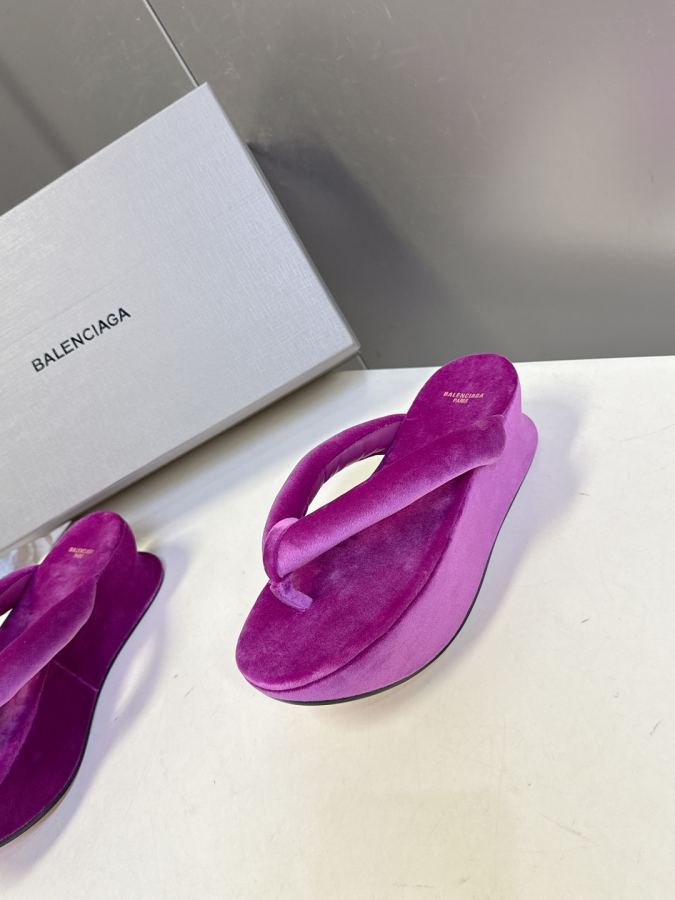 Balenciaga Women's Shoes Balenciaga New — 1:1 Replica — photo 3