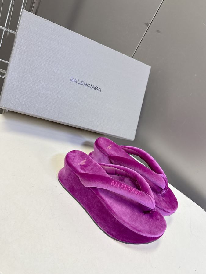 Balenciaga Women's Shoes Balenciaga New — 1:1 Replica — photo 2