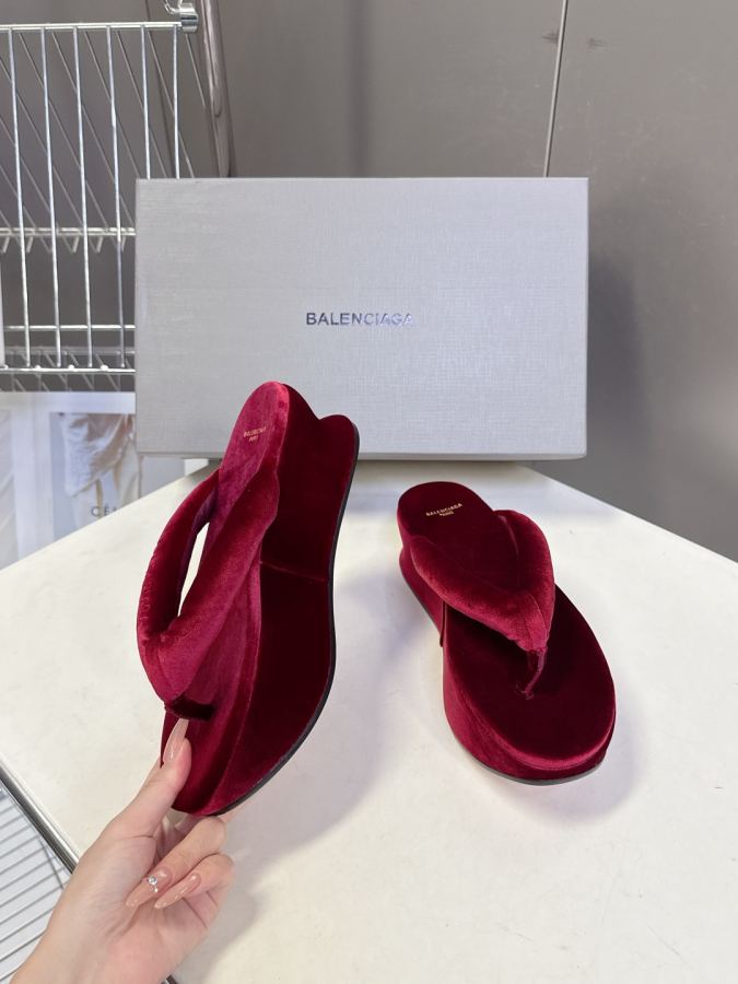Balenciaga Women's Shoes Balenciaga New — Premium Replica — photo 4