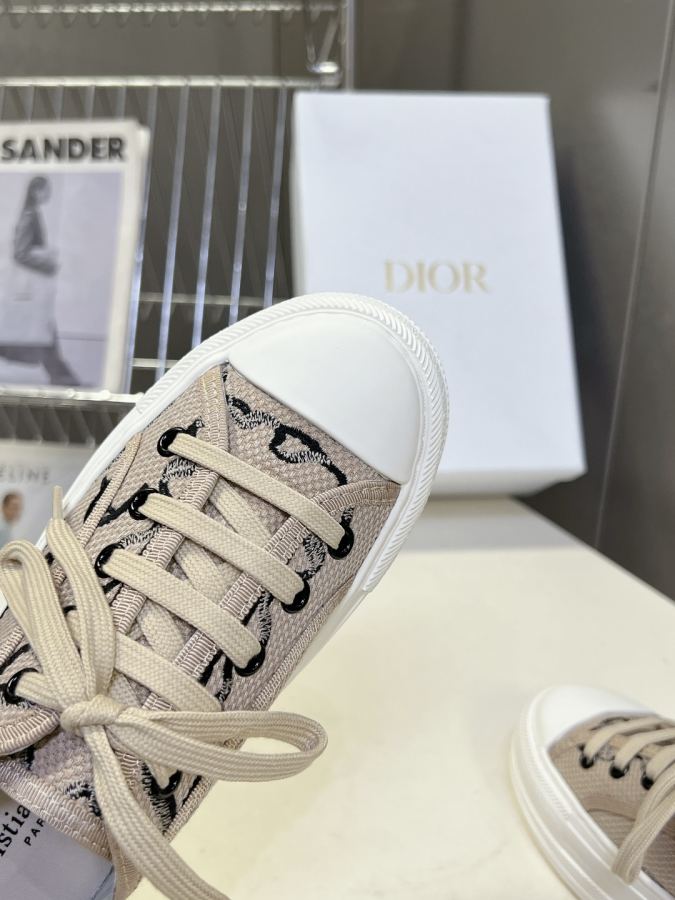 Dior women's shoes Dior 2026 New — Premium Replica — photo 8