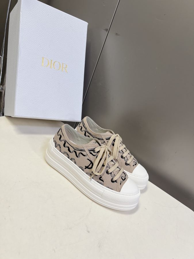 Dior women's shoes Dior 2026 New — Premium Replica — photo 2