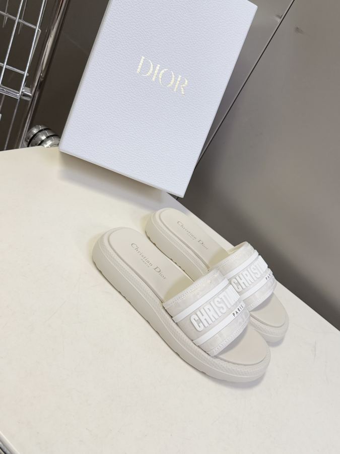 Dior women's shoes Dior New replica LOGO TPU Size 35-41 — photo 2