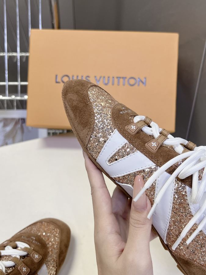 LV women's shoes L’s latest sequined ballet training flats — AAA Quality Replica — photo 7