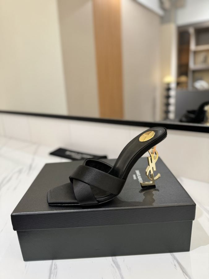 YSL women's shoes SAINT LAURENT 2025 YSL — AAA Quality Replica — photo 4
