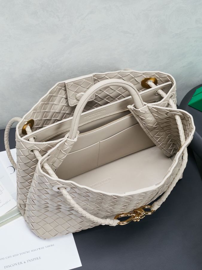 Bottega Veneta bag BV 2023 Andiamo Bottega Veneta Andiamo Rosie Hunting-Whiteley pick — AAA Quality Replica — photo 7