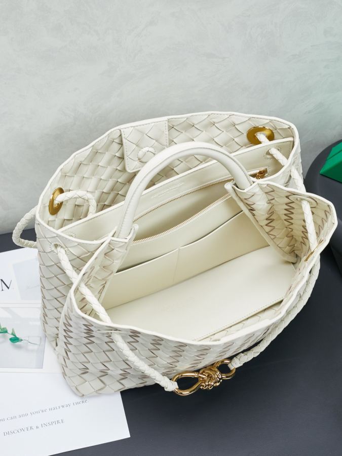 Bottega Veneta bag 2023 New Andiamo Rosie Hunting-Whiteley — 1:1 Replica For Sale — photo 7