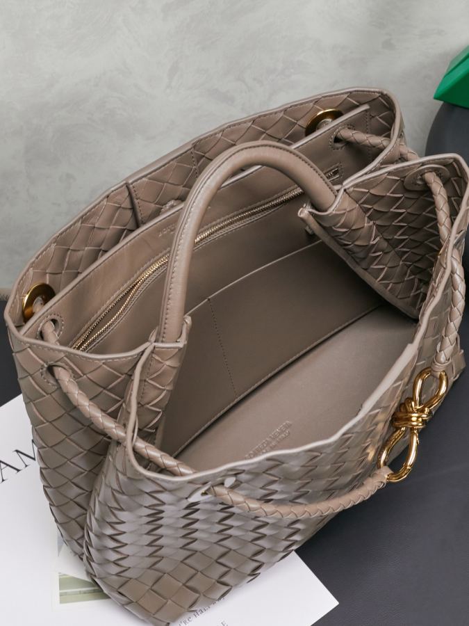 Bottega Veneta bag 2023 New Andiamo Rosie Hunting-Whiteley pick — AAA Quality Replica — photo 5