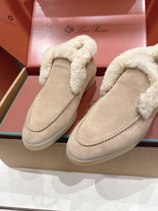 LP women's shoes High version shipped from the factory, rabbit fur, male size +20 — 1:1 Replica — photo 3