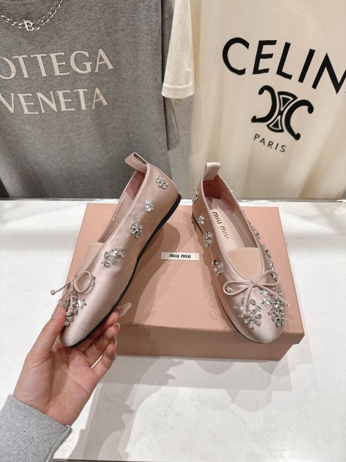 Miumiu women's shoes Miu/ F033 2026ss New — AAA Quality Replica — photo 3