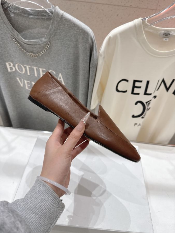 CELINE women's shoes CELINE* F032 2026ss New — AAA Quality Replica — photo 5