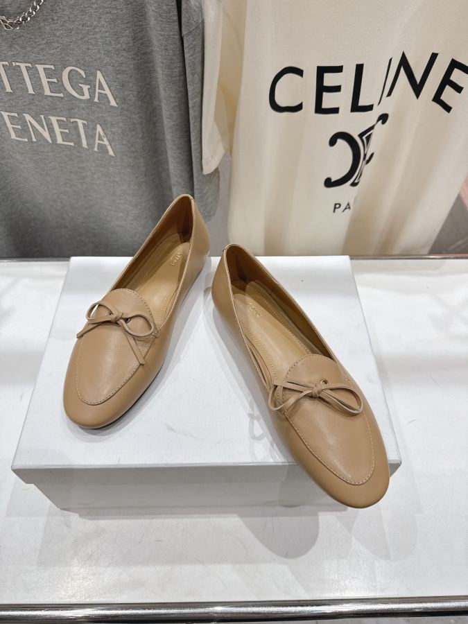 CELINE women's shoes CELINE* F032 2026ss New — AAA Quality Replica — photo 2
