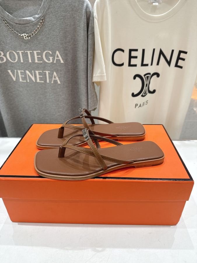 Hermes women's shoes Hermes | Hermes H F032 2026ss Extra — Premium Replica — photo 3